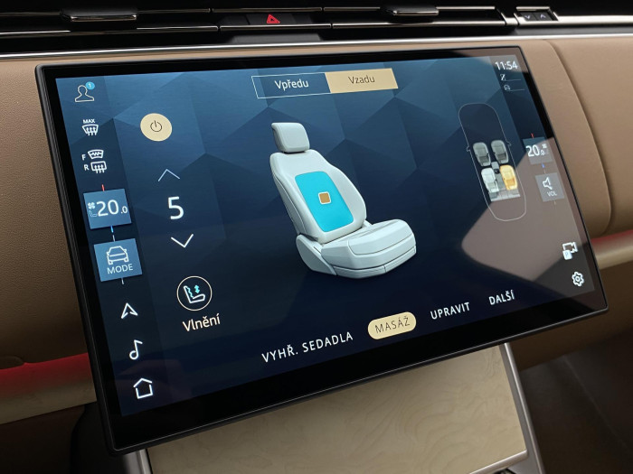 Land Rover Range Rover SV P615 SWB