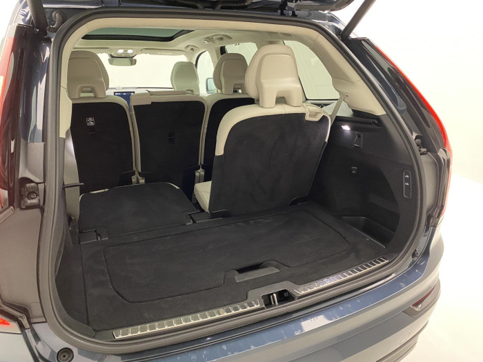 Volvo XC90 T8 AWD RECHARGE DARK ULTRA 7m