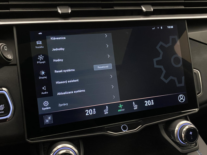 Lynk & Co 01 PHEV DCT AUT 1.maj