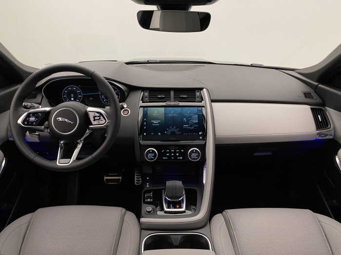Jaguar E-Pace P250 SE  R-DYNAMIC REZERVACE 2.0 SE Dynamic