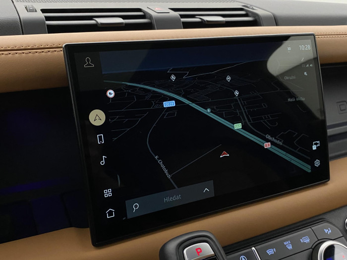 Land Rover Defender D300 HSE AUT AWD REZERVACE 3.0 d