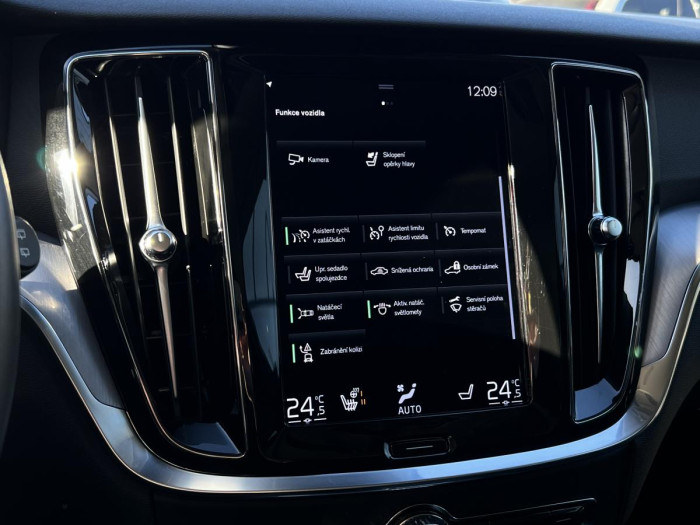 Volvo V60 B4 MOMENTUM Aut maj. 2.0 Momentum