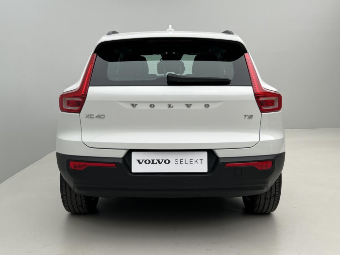 Volvo XC40 T2 MOMENTUM CZ 1.5 Momentum