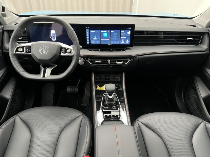 MG HS 1.5 TGI EXCLUSIVE AUT CZ 1.maj 1.5 Exclusive