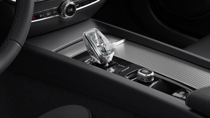 Volvo V60 B4 DARK PLUS