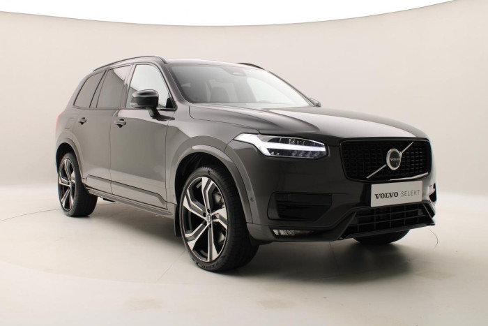 Volvo XC90 B5 AWD ULTIMATE DARK REZERVACE