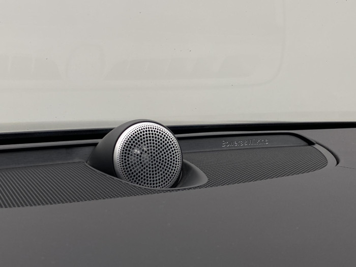 Volvo V90 D5 AWD R-DESIGN REZERVACE 2.0 d