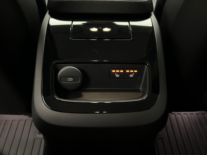 Volvo V90 T6 AWD RECHARGE PLUS DARK AUT