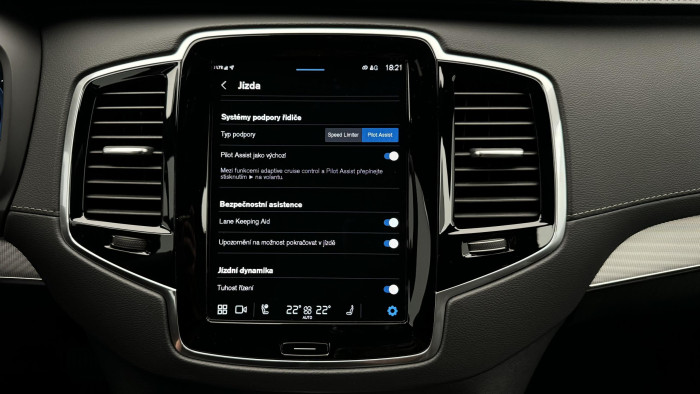 Volvo XC90 B5 AWD ULTIMATE REZERVACE