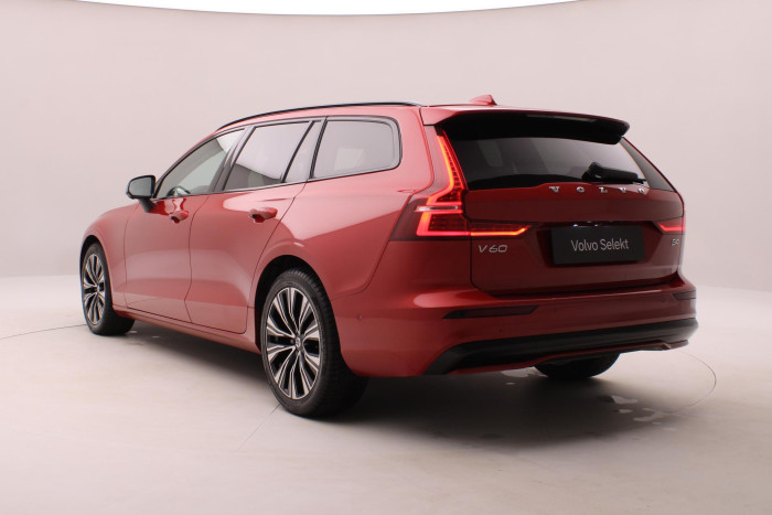 Volvo V60 B4 DARK PLUS AUT CZ