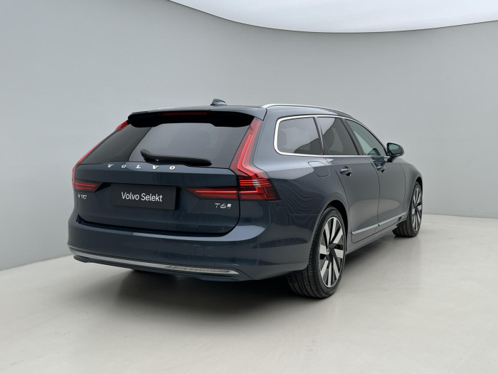 Volvo V90 T6 AWD RECHARGE CORE AUT 1.maj