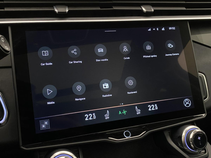 Lynk & Co 01 PHEV DCT AUT 1.maj. REZERVACE