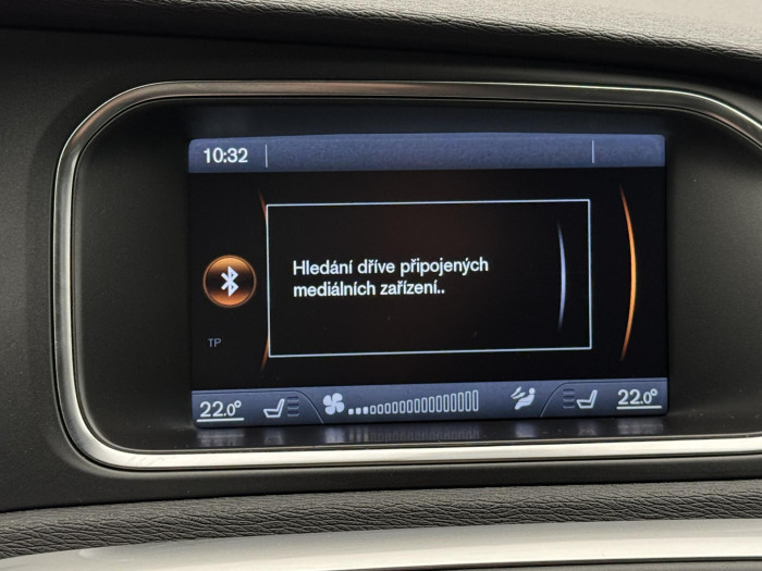 Volvo V40 CC T5 AWD SUMMUM REZERVACE 2.5 CC CC Summum