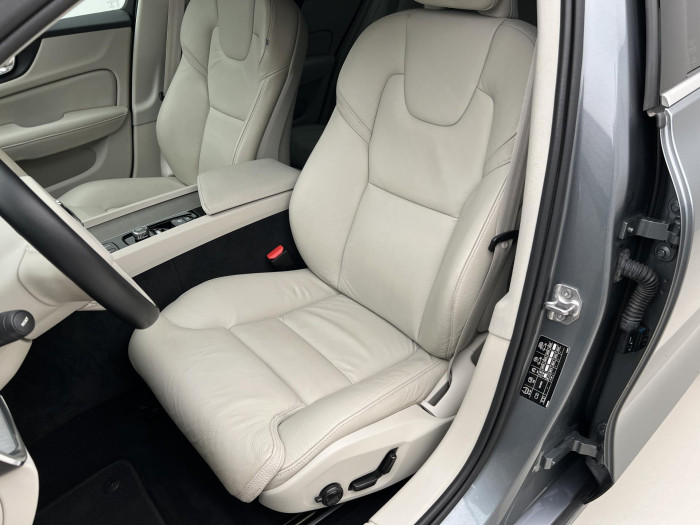 Volvo S60 B3 INSCRIPTION AUT CZ