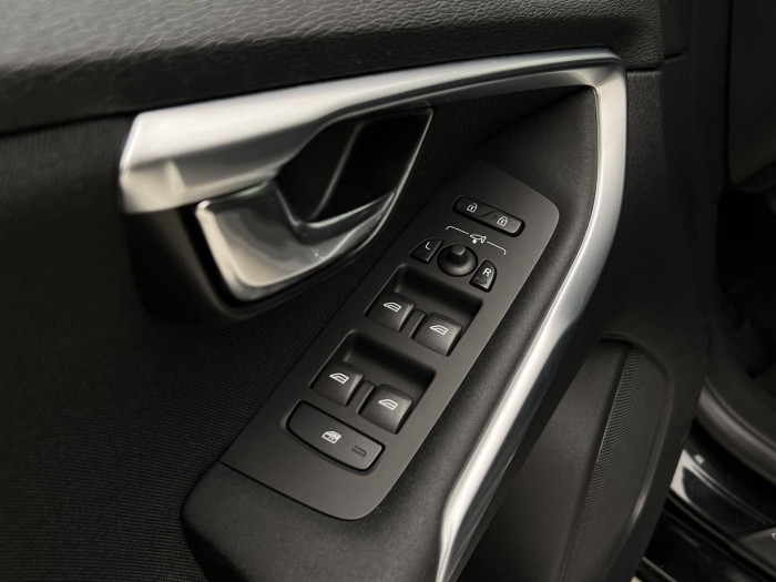 Volvo V40 D2 MOMENTUM 1.6 d Momentum