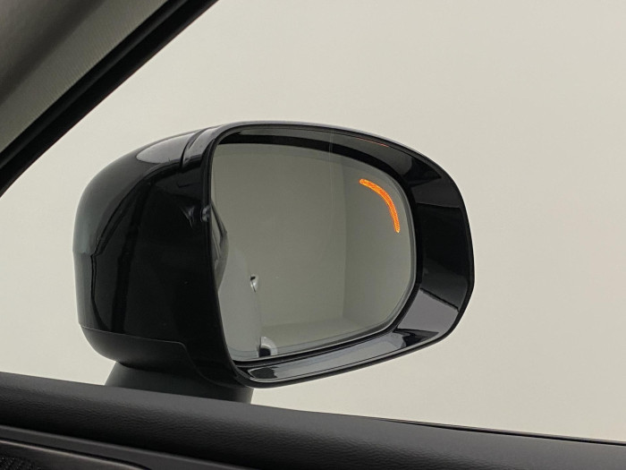 Volvo XC60 T6 AWD PLUS DARK REZERVACE