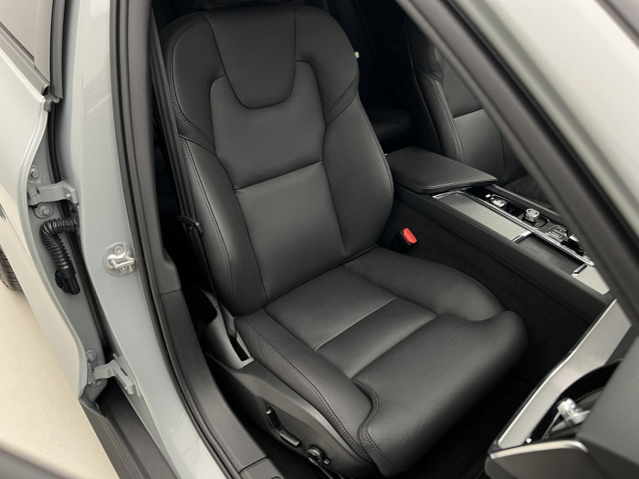 Volvo V60 CC B5 AWD PLUS BRIGHT AUT