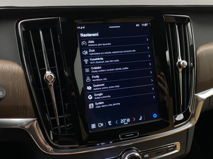 Volvo V90 T6 AWD PLUS BRIGHT REZERVACE