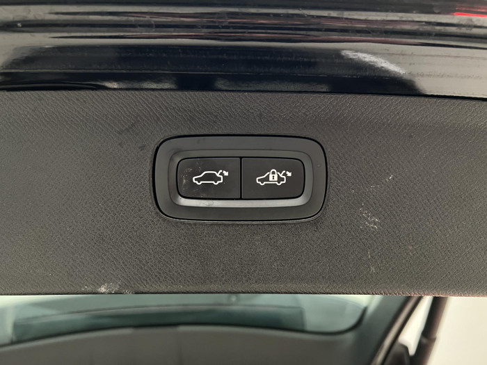 Volvo XC90 B5 AWD INSCRIPTION AUT CZ