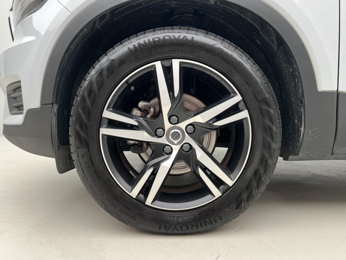 Volvo XC40 T3 R-DESIGN