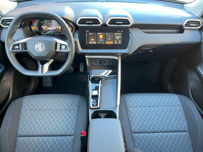 MG ZS HYBRID+ ESSENTIAL