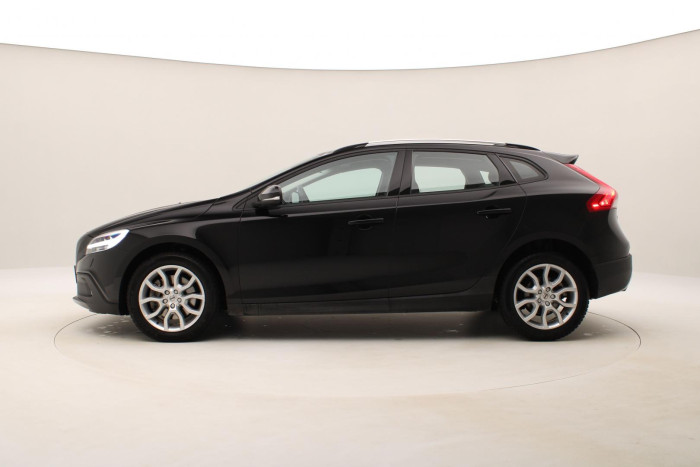 Volvo V40 CC D3 MOMENTUM AUT NAVIGACE 2.0 d CC CC Momentum