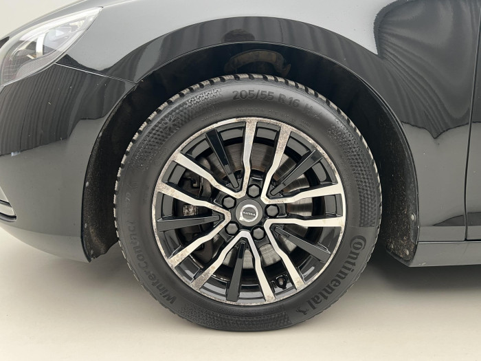 Volvo V40 D3 MOMENTUM CZ 2.0 d Momentum