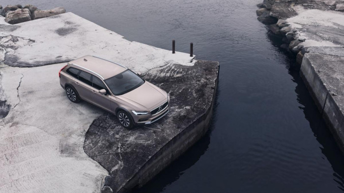 Volvo V90 B4 AWD AUT CROSS COUNTRY PLUS 2.0 Plus