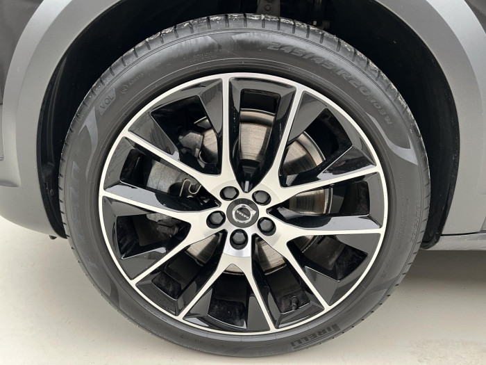 Volvo V90 CC D5 AWD PRO AUT 1.maj. 2.0 d CC CC