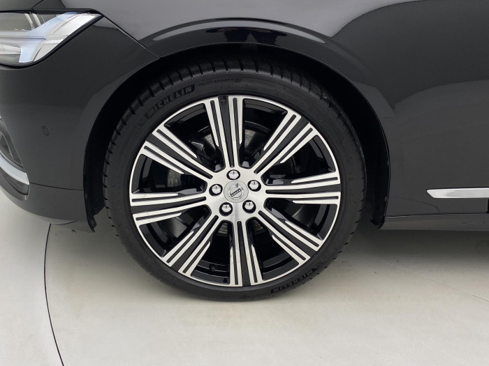 Volvo S90 B5 AWD BRIGHT REZERVACE