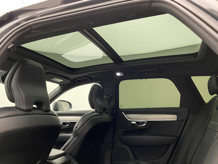 Volvo V90 CC D4 AWD MOMENTUM AUT 2.0 d CC CC Momentum