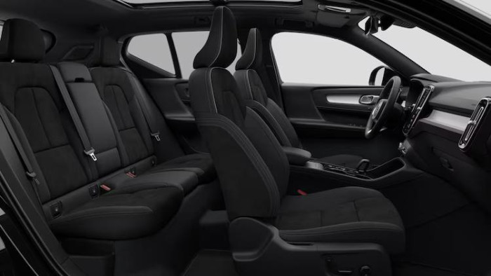 Volvo XC40 B3 BLACK EDITION ULTRA AUT 2.0 Edition