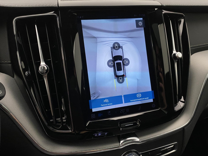 Volvo XC60 B5 AWD R-DESIGN AUT CZ