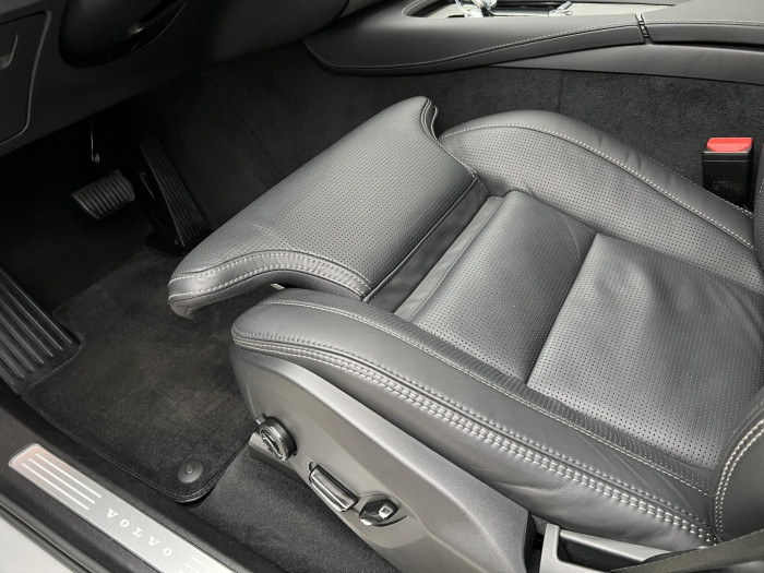 Volvo XC90 T8 AWD RECHARGE ULTRA DARK AUT