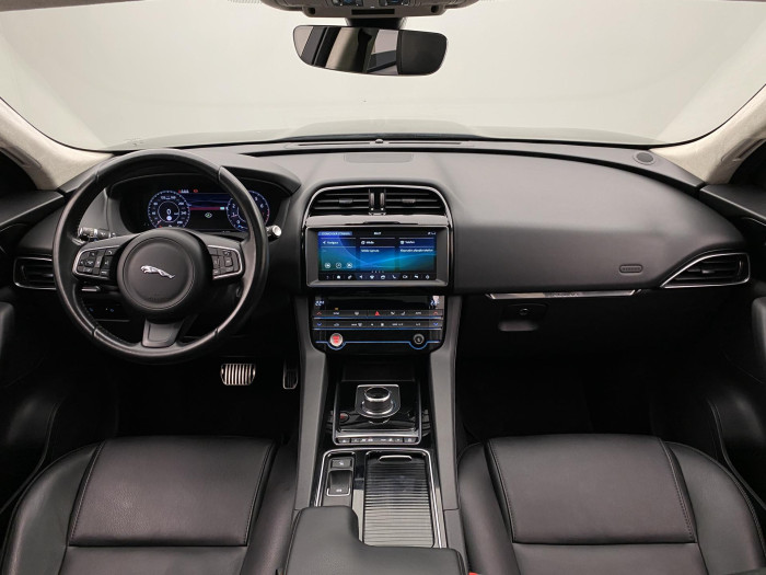 Jaguar F-Pace 25t AWD AUT