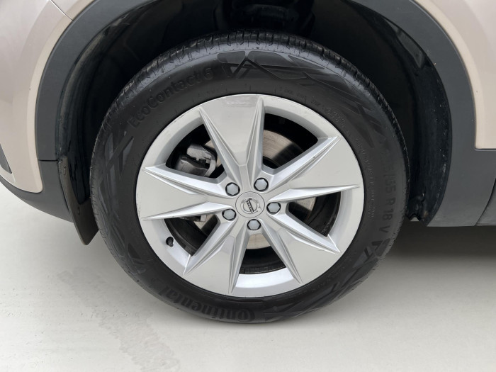 Volvo XC40 B4 AWD CORE AUT