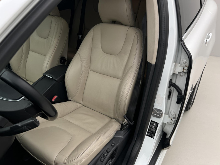 Volvo XC60 D4 AWD SUMMUM 2.4 d Summum