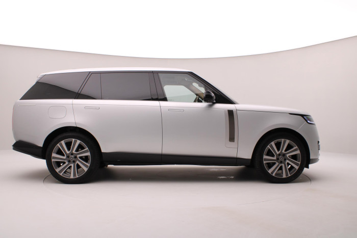Land Rover Range Rover SV P530 LWB 1.maj.