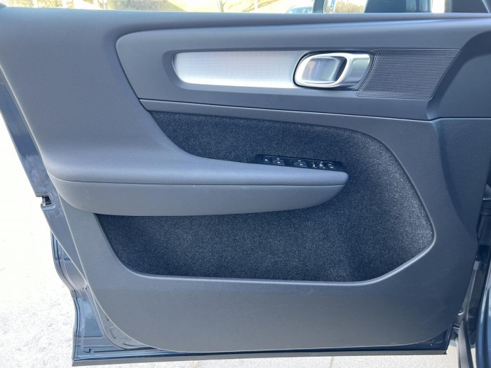 Volvo XC40 B4 MOMENTUM AUT 1.maj. 2.0 Momentum