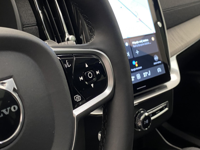 Volvo XC90 T8 AWD RECHARGE DARK ULTRA