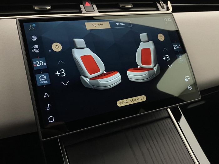 Land Rover Range Rover Evoque D200 DYNAMIC SE REZERVACE 2.0 d Dynamic SE