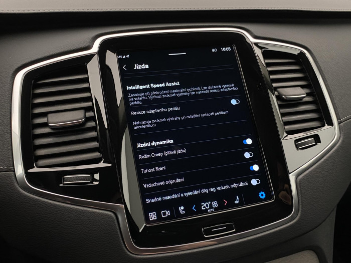 Volvo XC90 T8 AWD PLUS DARK RECHARGE AUT