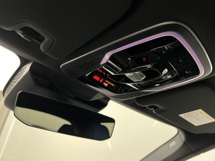 Lynk & Co 01 PHEV DCT AUT 1.maj.