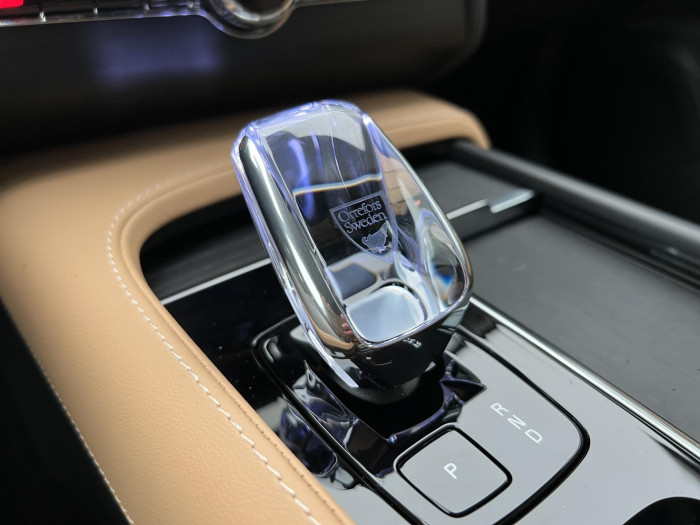 Volvo XC90 T8 AWD RECHARGE ULTRA DARK CZ