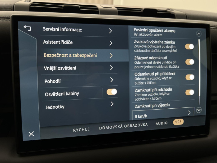 Land Rover Defender 110 P425 X-DYNAMIC HSE AWD Aut 5.0 Dynamic