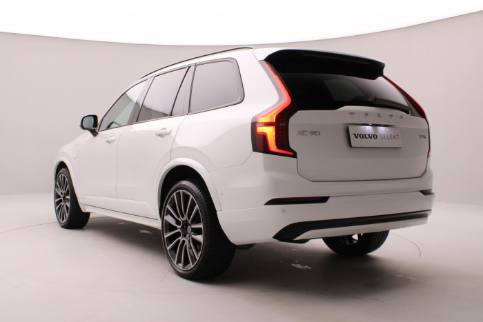 Volvo XC90 T8 AWD RECHARGE DARK REZERVACE