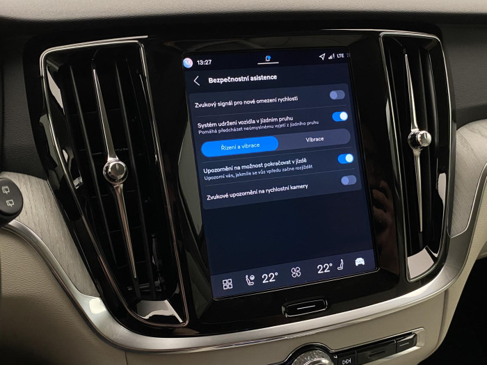 Volvo V60 B4 AUT BRIGHT PLUS