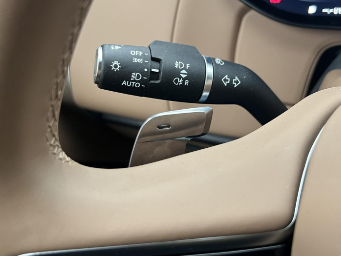 Land Rover Range Rover P550e AUTOBIOGRAPHY Aut SWB