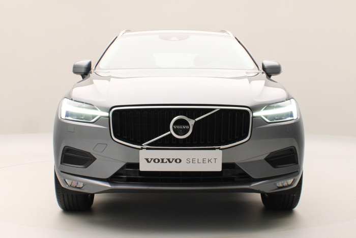 Volvo XC60 B4 AWD MOMENTUM AUT 2.0 Momentum