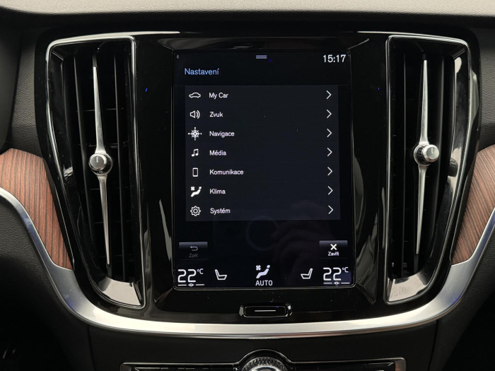 Volvo S60 B4 INSCRIPTION AUT CZ